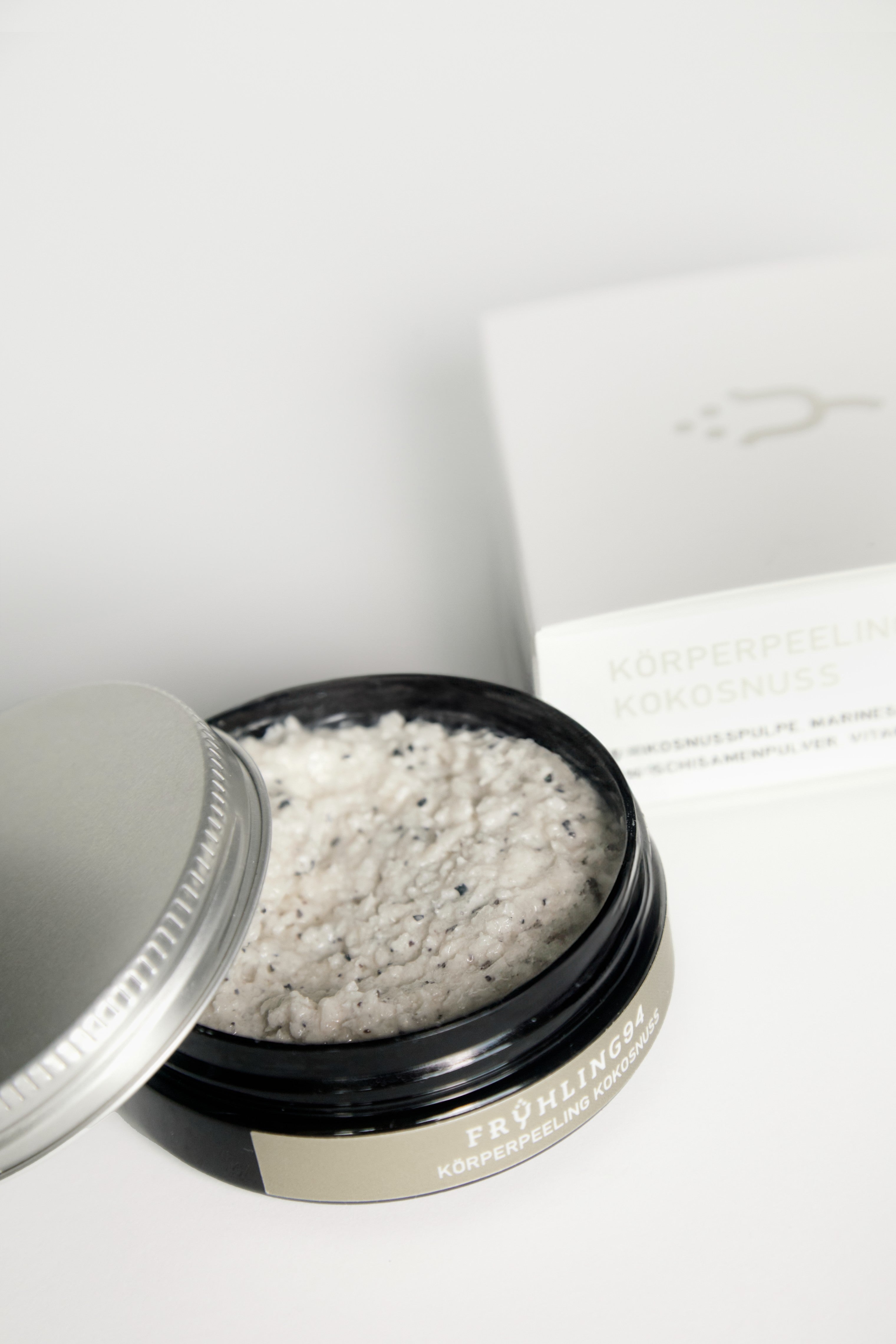 Mini Coconut Body Scrub 50 ml